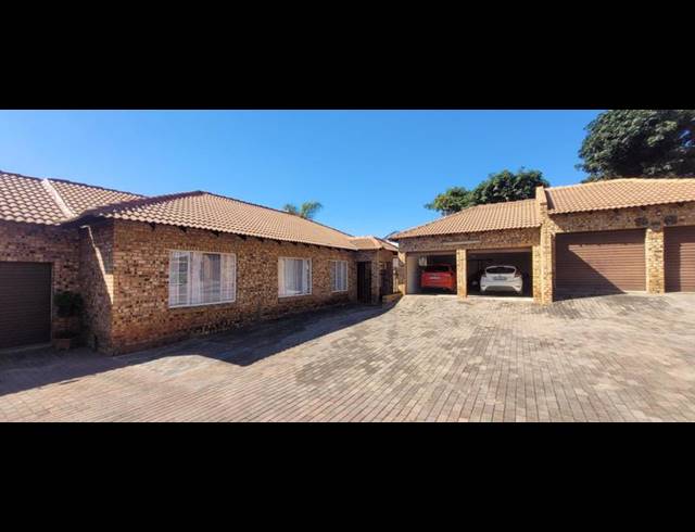 4 BEDROOM HOUSE FOR SALE IN CLAREMONT
